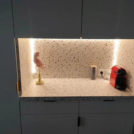 Large Parking Apartment Epfig
